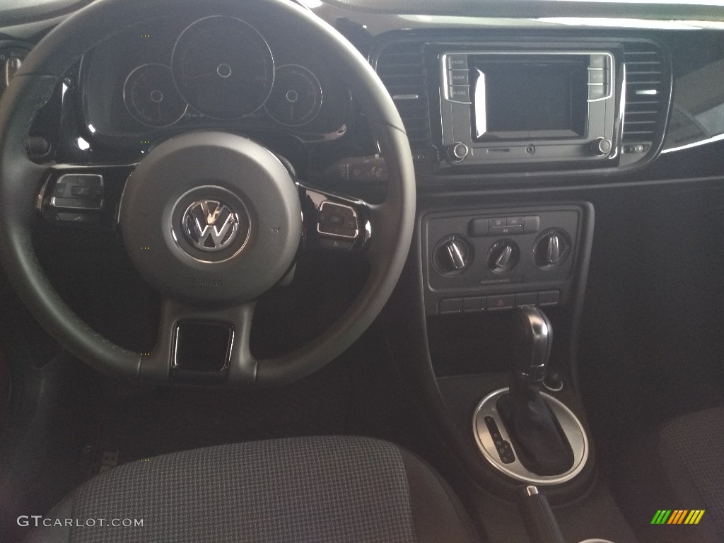 2017 Beetle 1.8T S Coupe - Habanero Orange Metallic / Titan Black photo #4