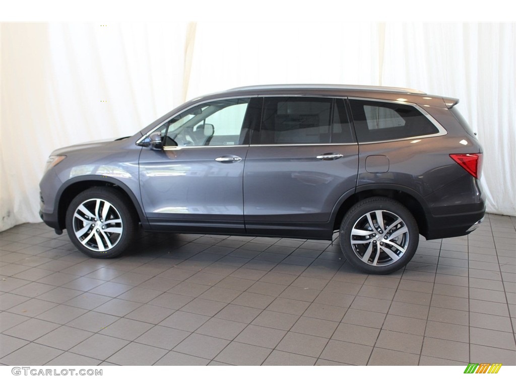 2018 Pilot Touring AWD - Modern Steel Metallic / Gray photo #5