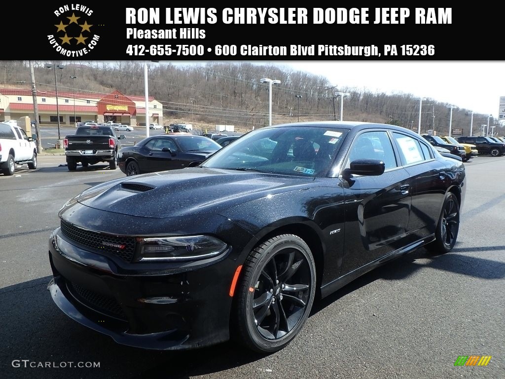 2018 Charger R/T - Pitch Black / Black photo #1