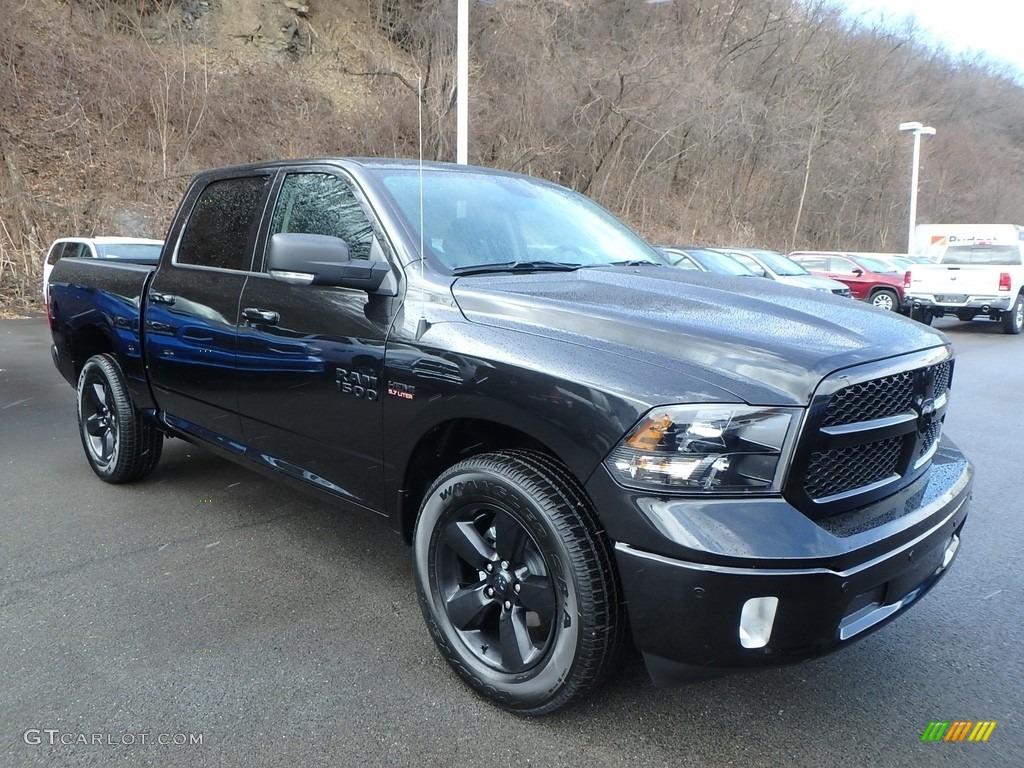 2018 1500 Big Horn Crew Cab 4x4 - Brilliant Black Crystal Pearl / Black/Diesel Gray photo #7
