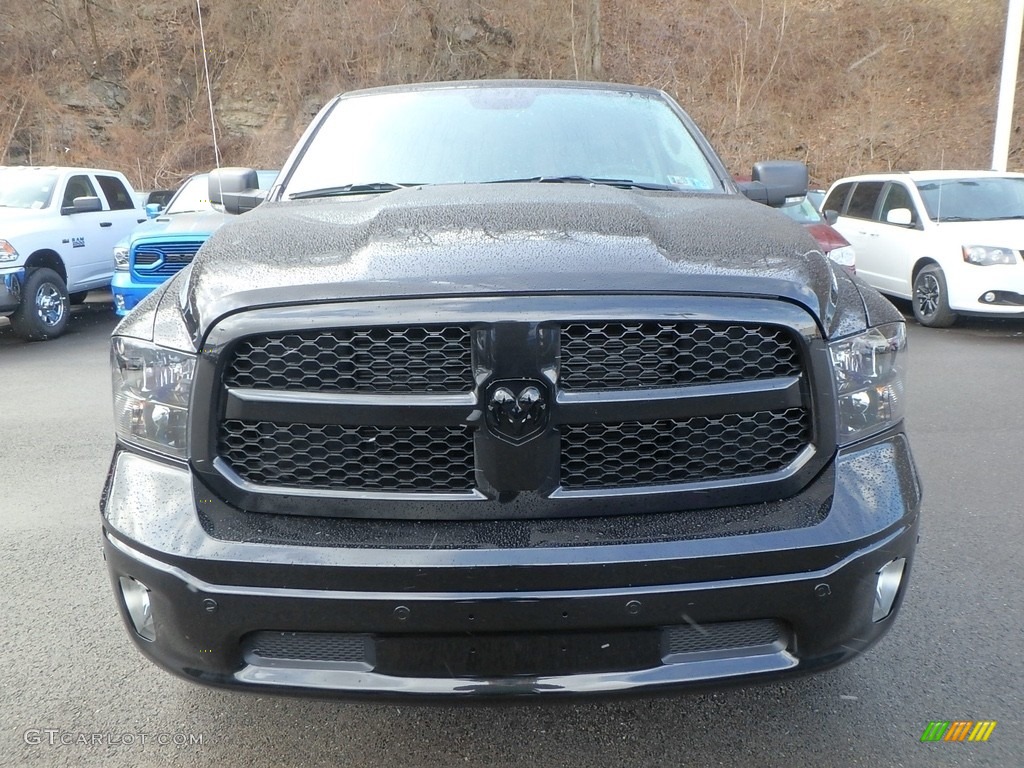 2018 1500 Big Horn Crew Cab 4x4 - Brilliant Black Crystal Pearl / Black/Diesel Gray photo #8