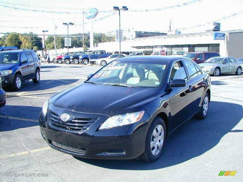 2007 Camry LE - Black / Bisque photo #2