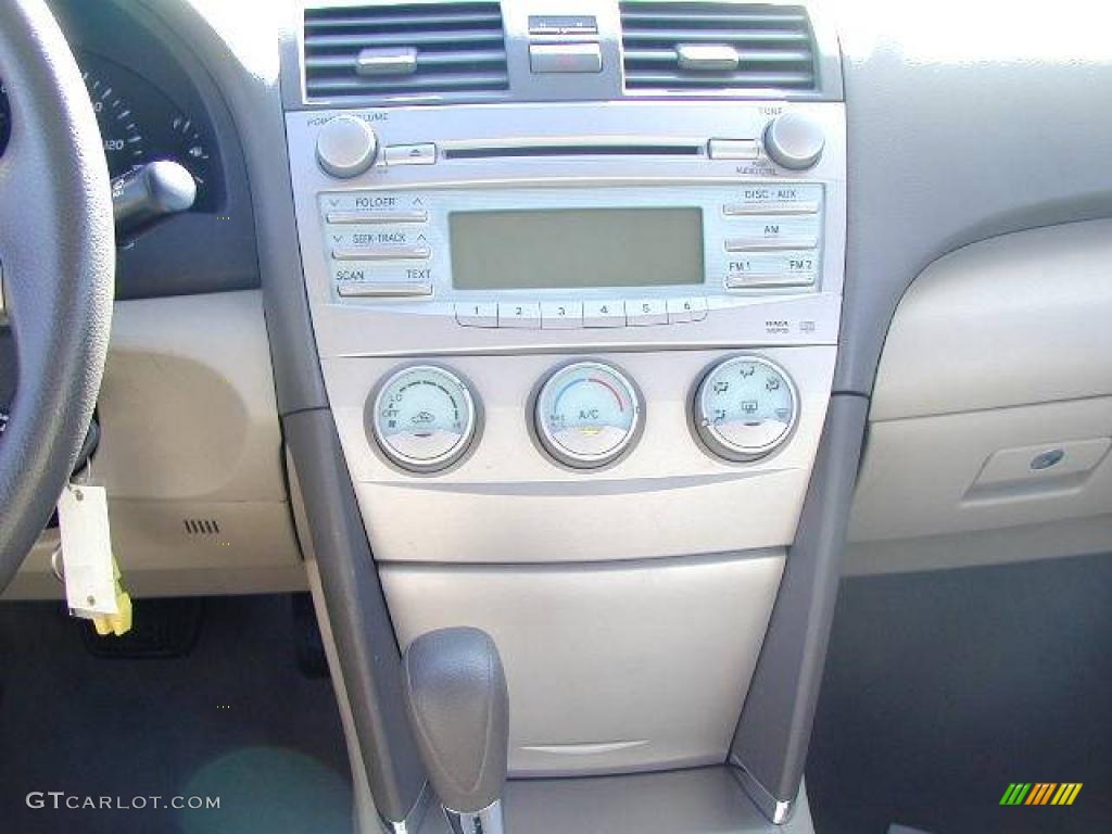 2007 Camry LE - Black / Bisque photo #12