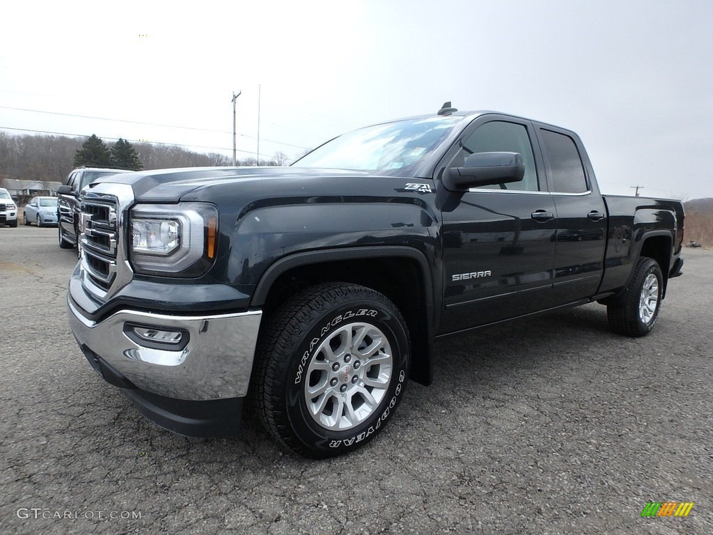 Dark Slate Metallic GMC Sierra 1500