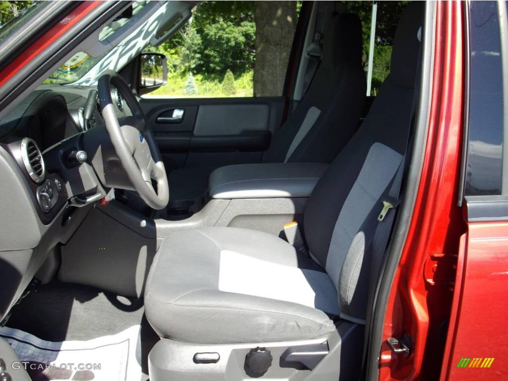 2003 Expedition XLT 4x4 - Laser Red Tinted Metallic / Flint Grey photo #13