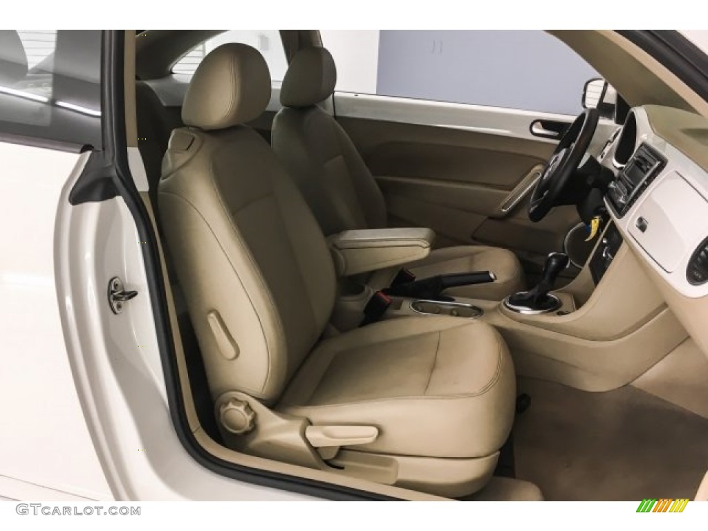 2013 Beetle 2.5L - Candy White / Beige photo #26