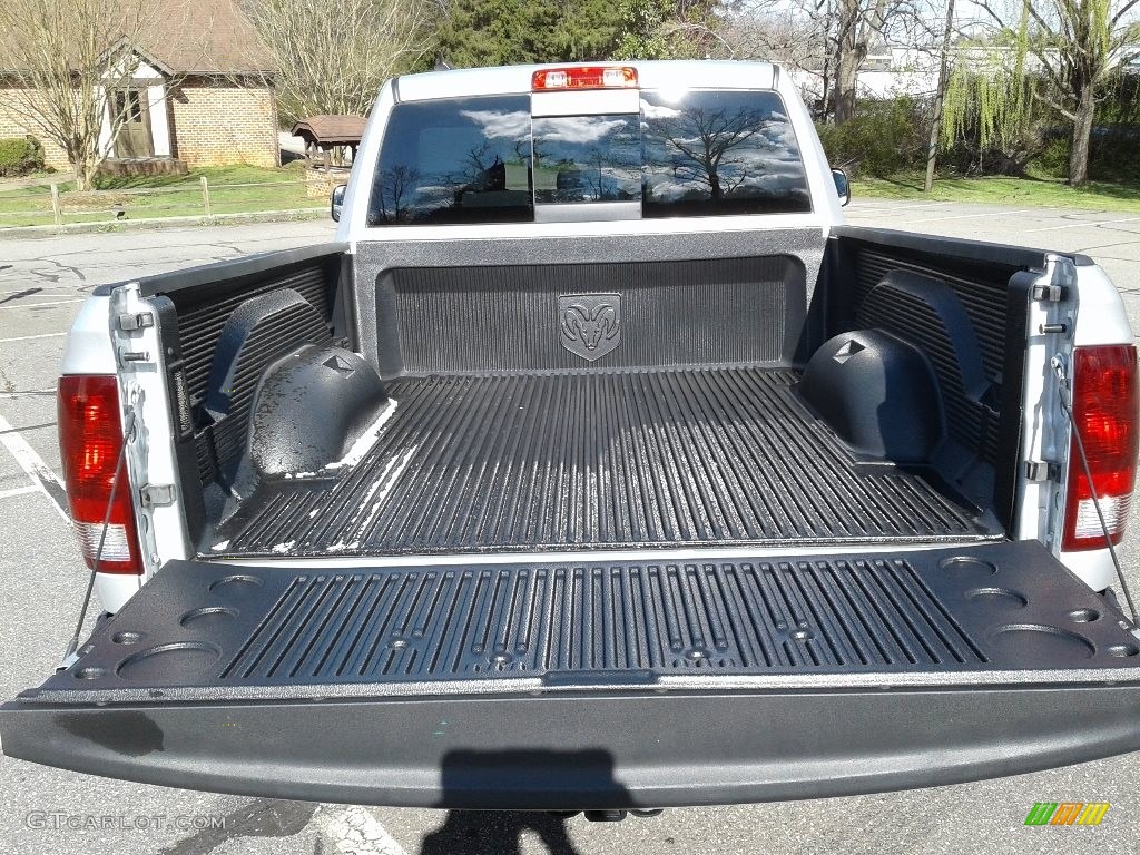 2015 1500 SLT Quad Cab 4x4 - Bright Silver Metallic / Black/Diesel Gray photo #12