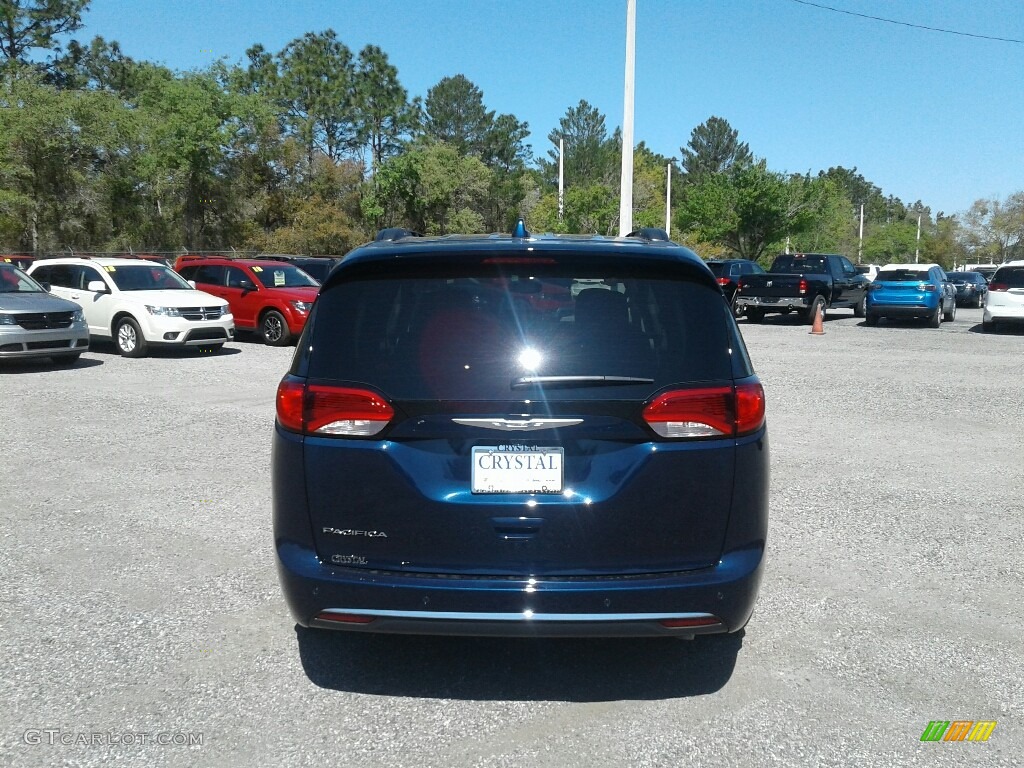2018 Pacifica Touring Plus - Jazz Blue Pearl / Black/Alloy photo #4