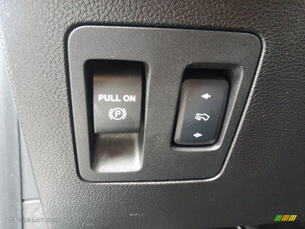 2017 F150 Lariat SuperCrew 4X4 - Ingot Silver / Black photo #20