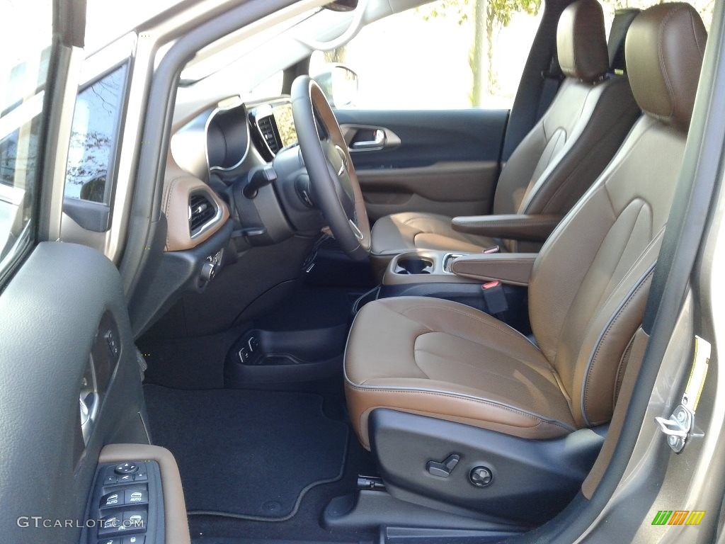 Black/Deep Mocha Interior 2018 Chrysler Pacifica Limited Photo #126010784