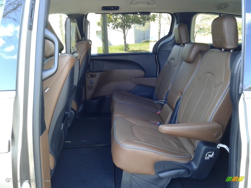 2018 Chrysler Pacifica Limited Rear Seat Photos