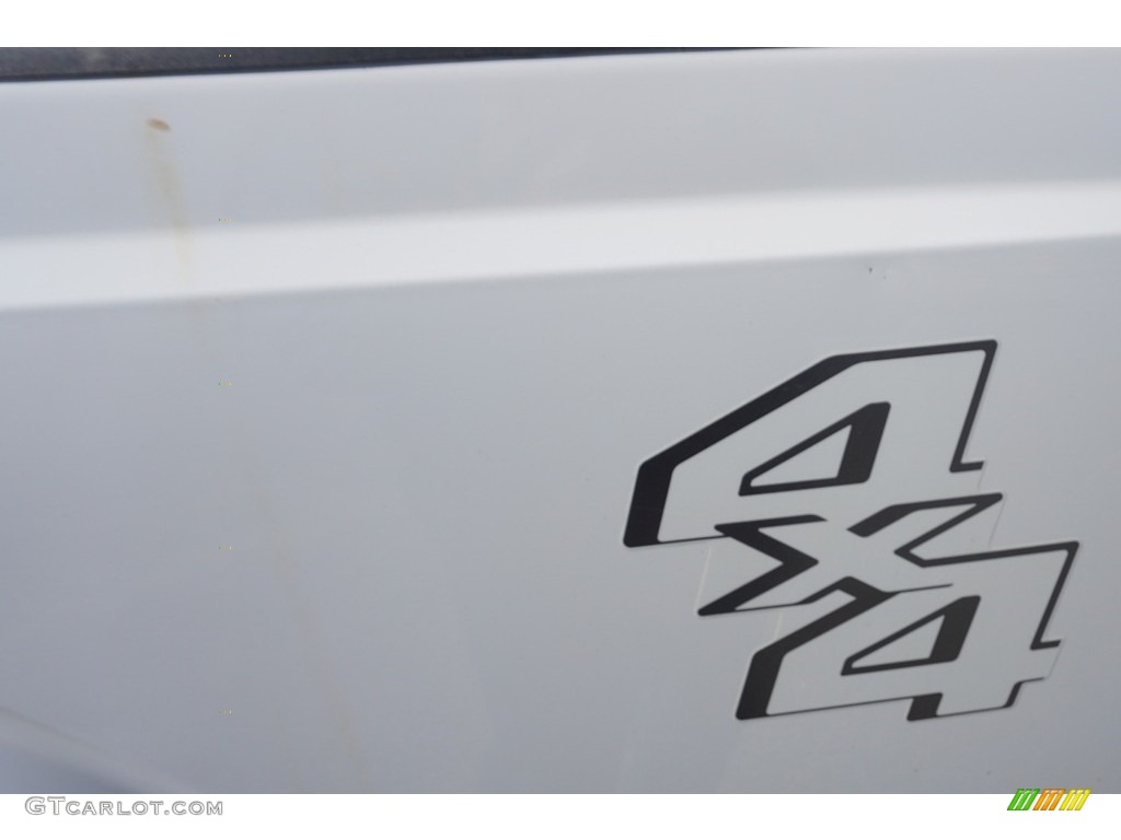 2013 F250 Super Duty XL SuperCab 4x4 - Oxford White / Steel photo #24