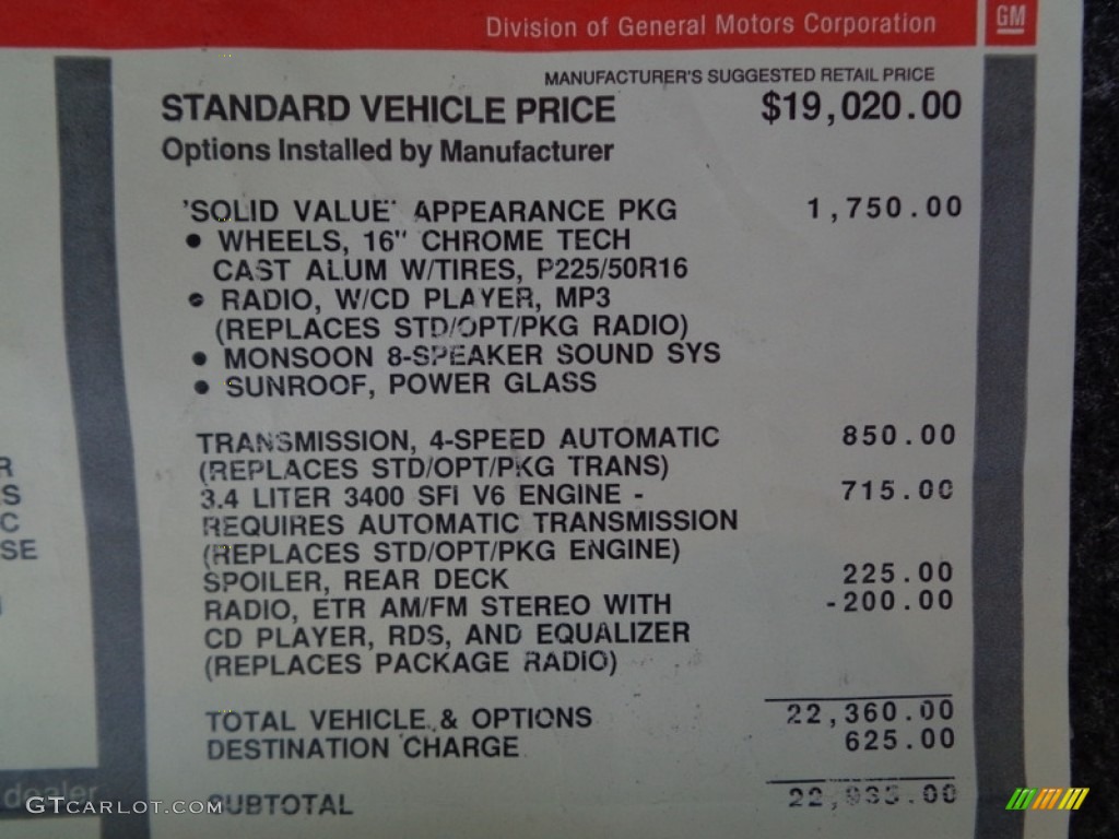 2004 Grand Am SE Sedan - Black / Dark Pewter photo #10