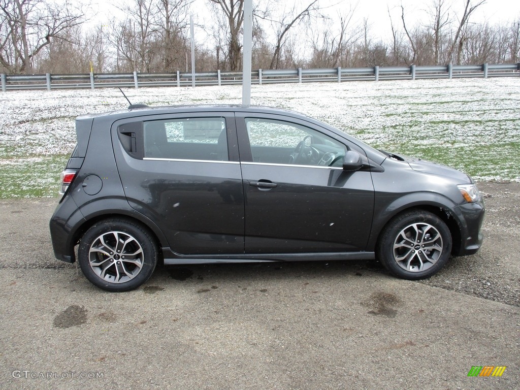 Nightfall Gray Metallic 2018 Chevrolet Sonic LT Hatchback Exterior Photo #126019244