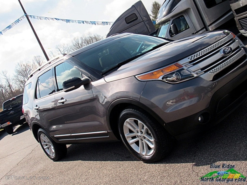 2014 Explorer XLT 4WD - Sterling Gray / Medium Light Stone photo #34