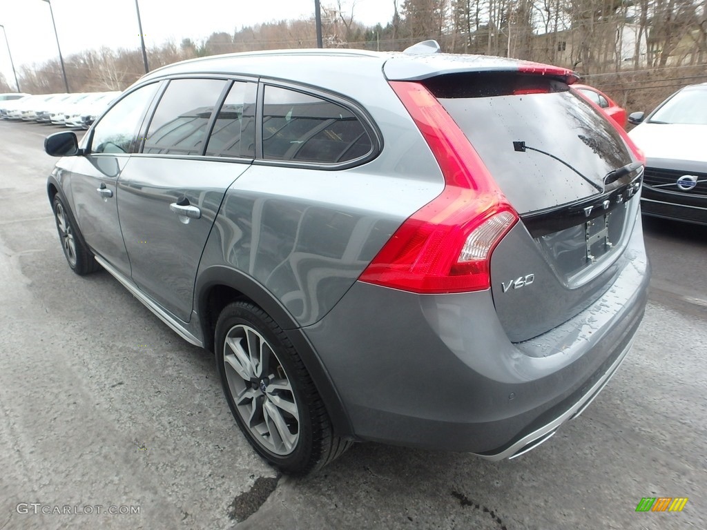 2017 V60 Cross Country T5 AWD - Osmium Grey Metallic / Off Black photo #5