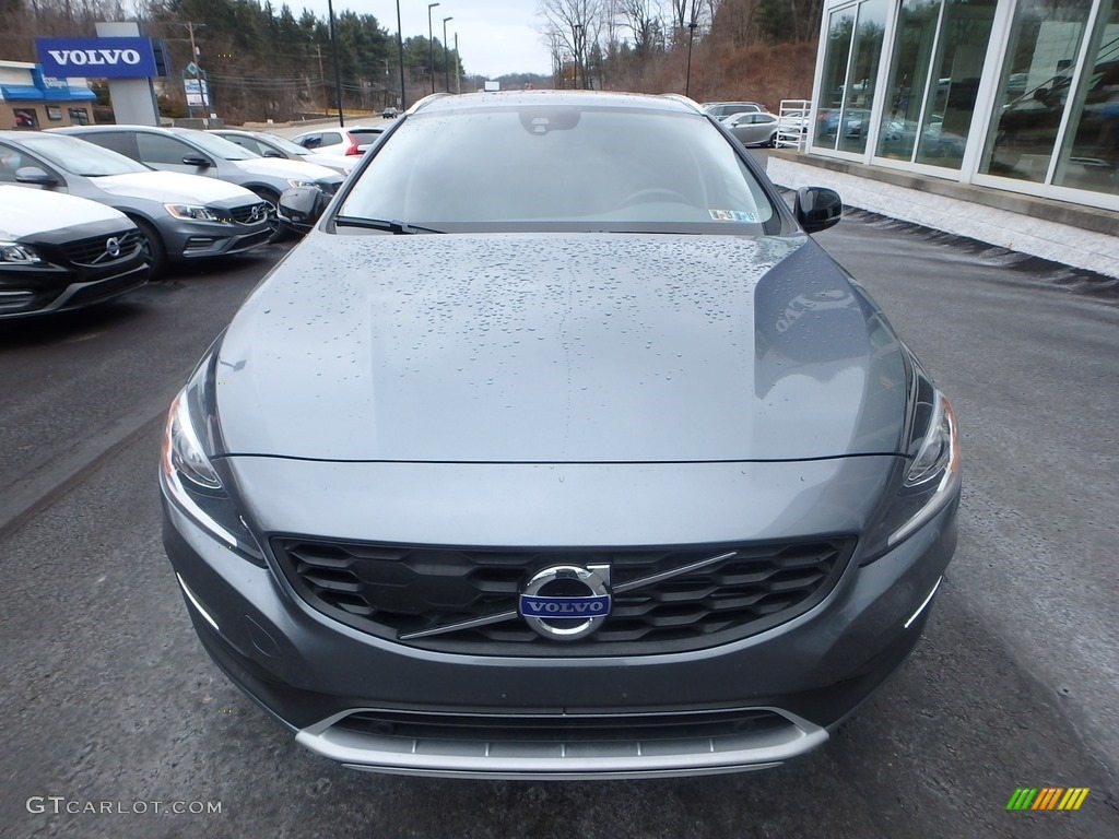 2017 V60 Cross Country T5 AWD - Osmium Grey Metallic / Off Black photo #8