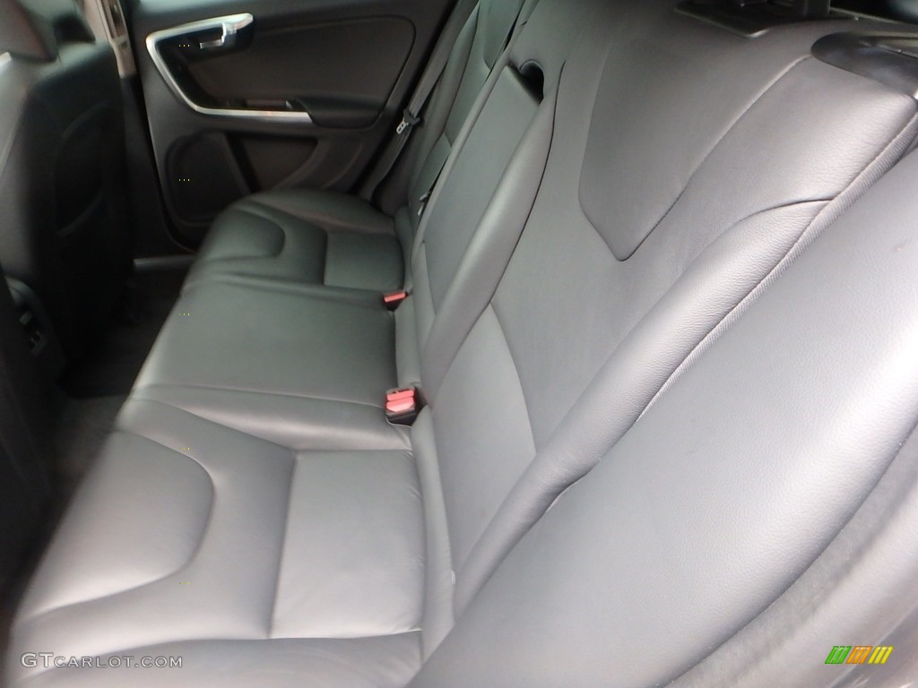 2017 V60 Cross Country T5 AWD - Osmium Grey Metallic / Off Black photo #16