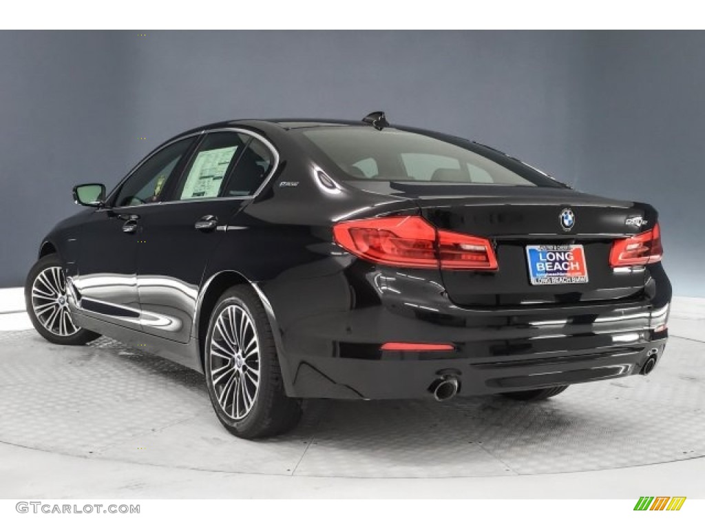 2018 5 Series 530e iPerfomance Sedan - Black Sapphire Metallic / Black photo #3