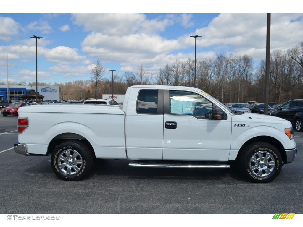 2010 F150 XLT SuperCab - Oxford White / Medium Stone photo #2