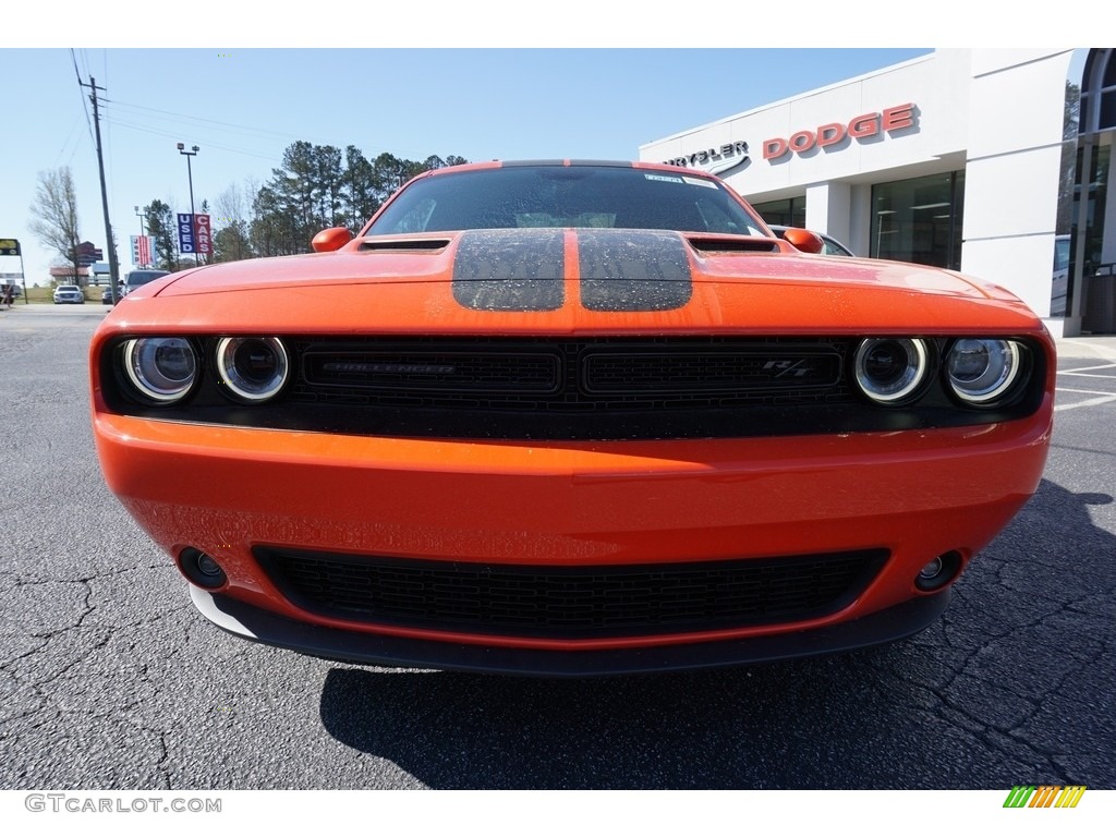 2018 Challenger R/T - Go Mango / Black photo #2
