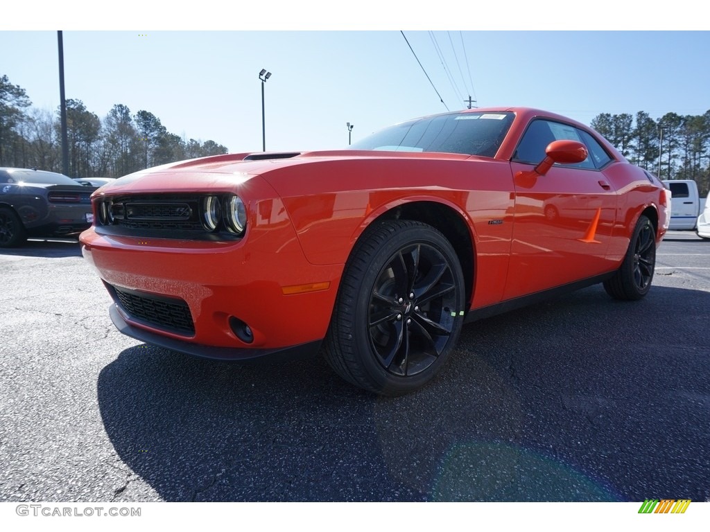2018 Challenger R/T - Go Mango / Black photo #3
