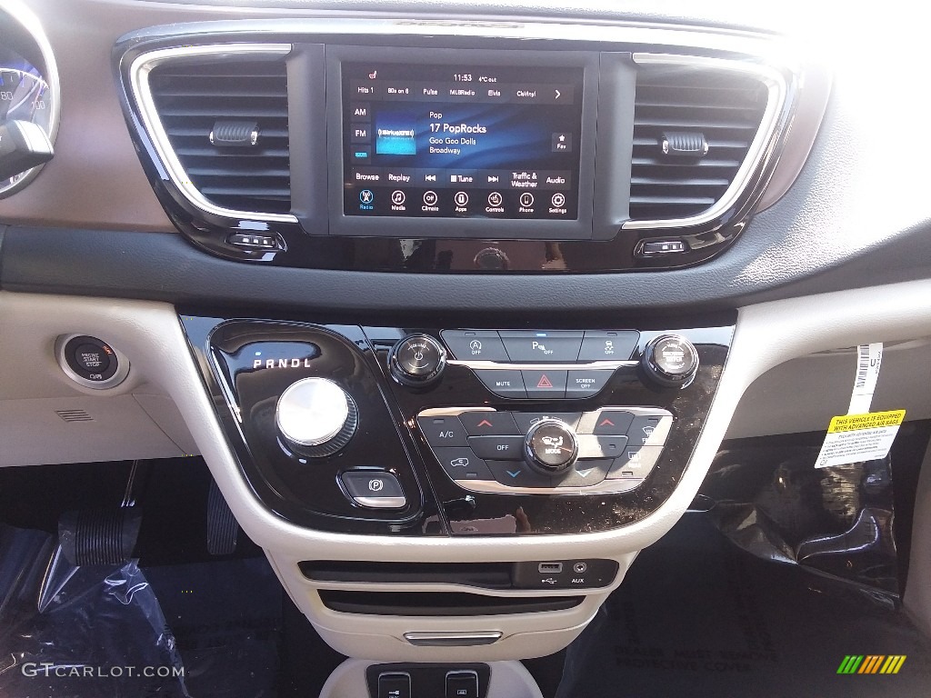 2018 Pacifica Touring L - Copper Pearl / Black/Alloy photo #10