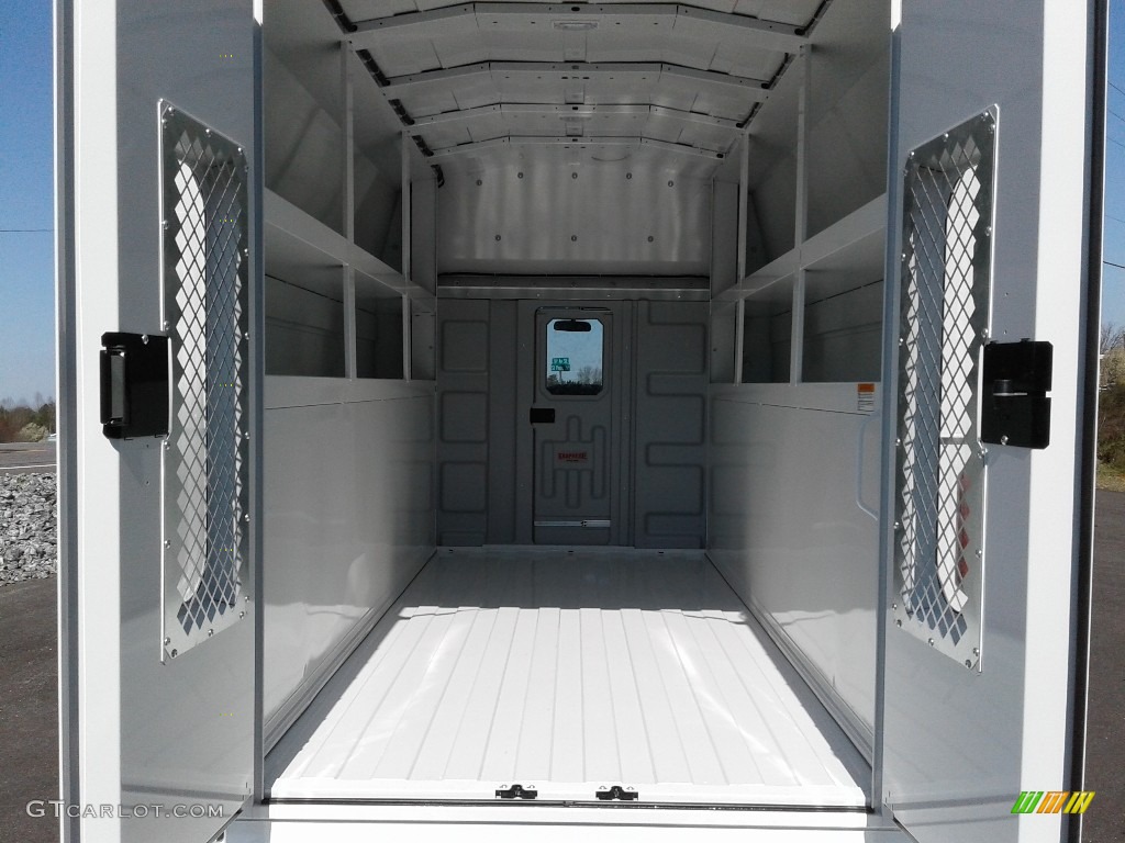 2018 Ram ProMaster 3500 Cutaway Utility Van Trunk Photo #126042062
