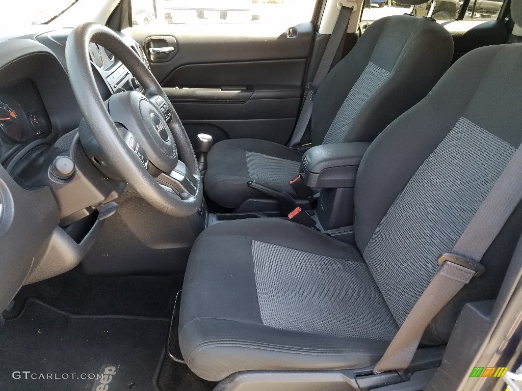 2016 Patriot Sport - True Blue Pearl / Dark Slate Gray photo #9