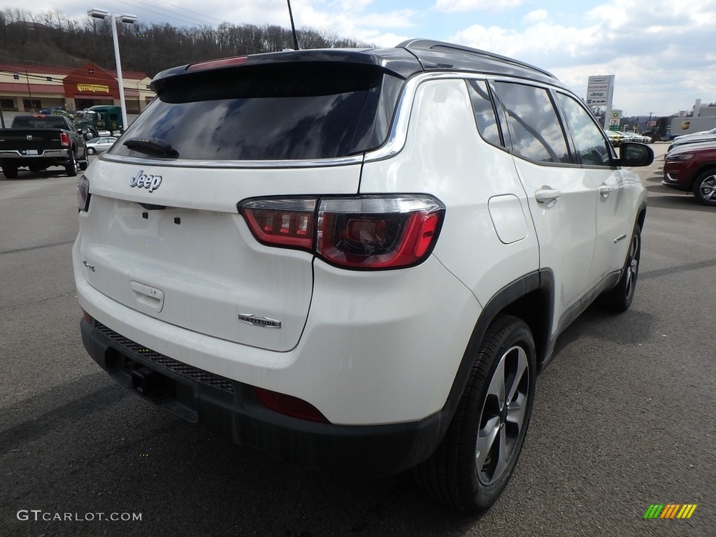2018 Compass Latitude 4x4 - White / Black photo #5