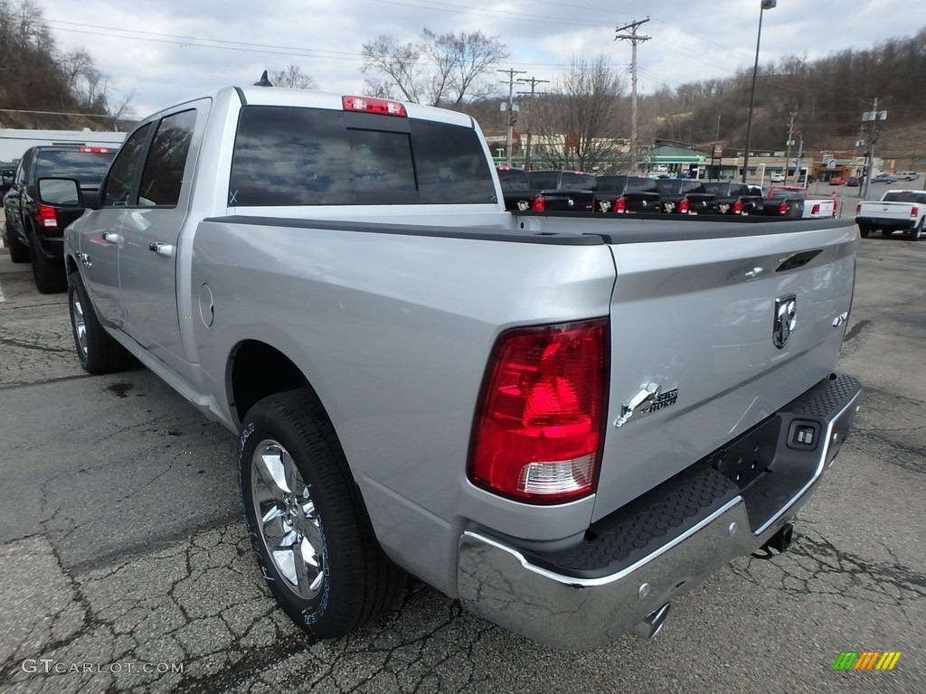 2018 1500 Big Horn Crew Cab 4x4 - Bright Silver Metallic / Black/Diesel Gray photo #3