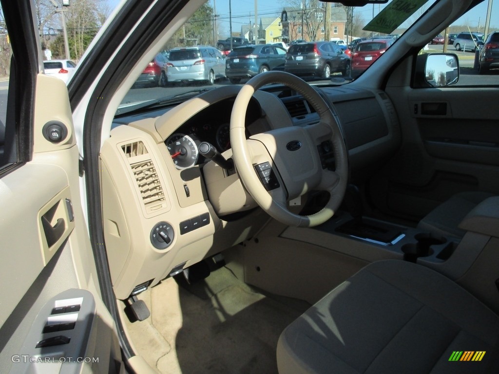 2011 Escape XLT V6 4WD - White Suede / Camel photo #12