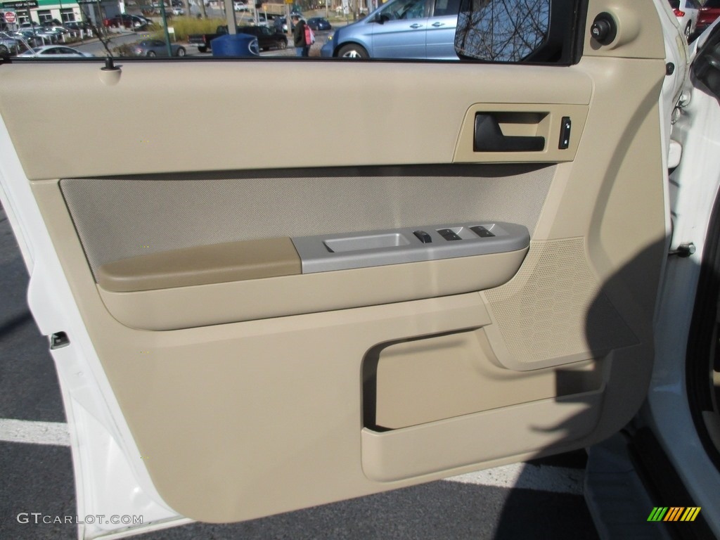 2011 Escape XLT V6 4WD - White Suede / Camel photo #14