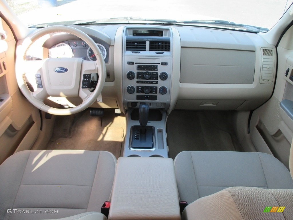 2011 Escape XLT V6 4WD - White Suede / Camel photo #25