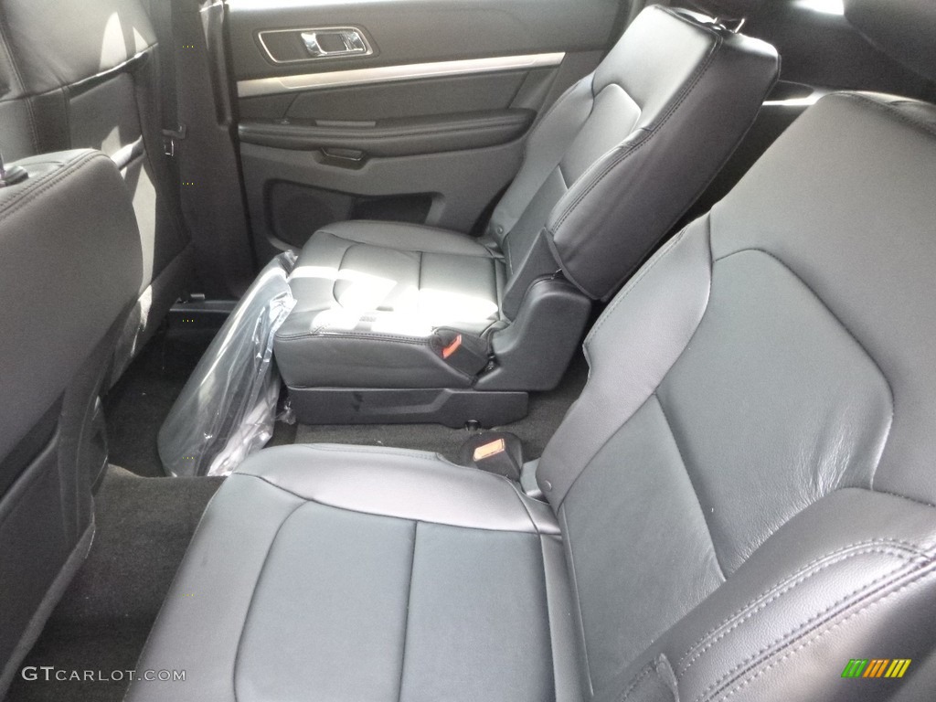 2018 Explorer XLT 4WD - Blue Metallic / Ebony Black photo #8
