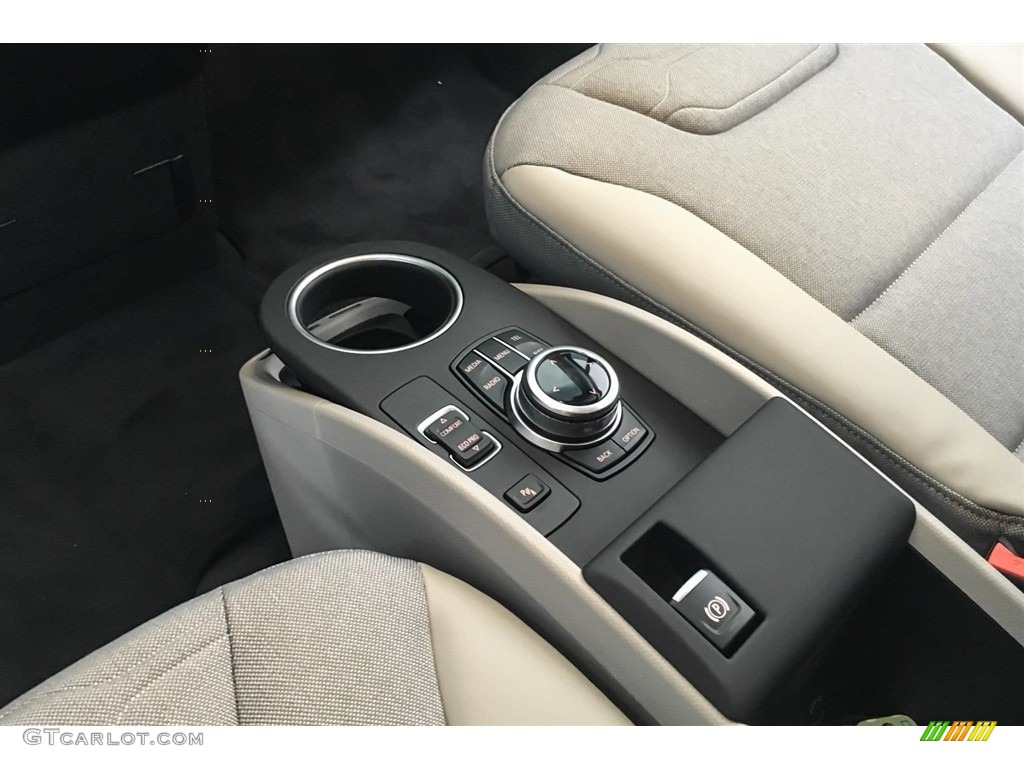 2018 BMW i3 with Range Extender Controls Photo #126056892