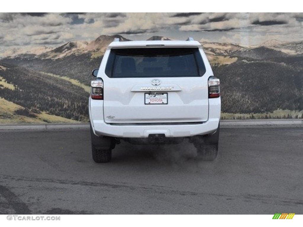 2018 4Runner SR5 4x4 - Super White / Black photo #4