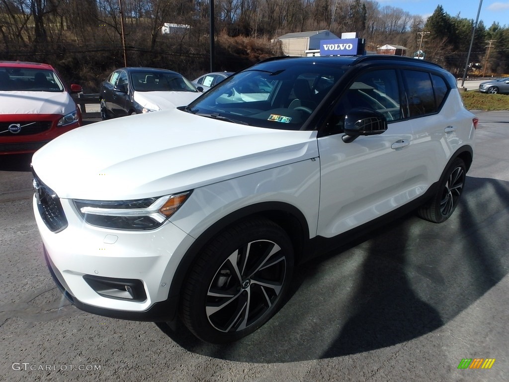 2019 XC40 T5 Momentum AWD - Crystal White Metallic / Charcoal photo #5