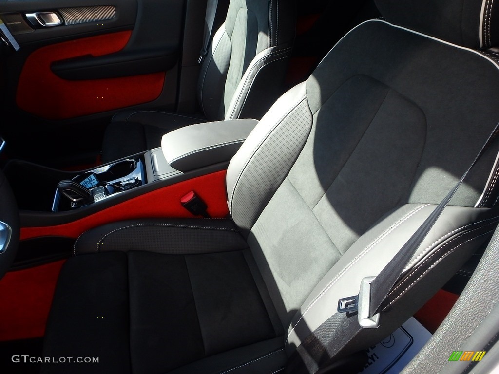 2019 XC40 T5 Momentum AWD - Crystal White Metallic / Charcoal photo #7