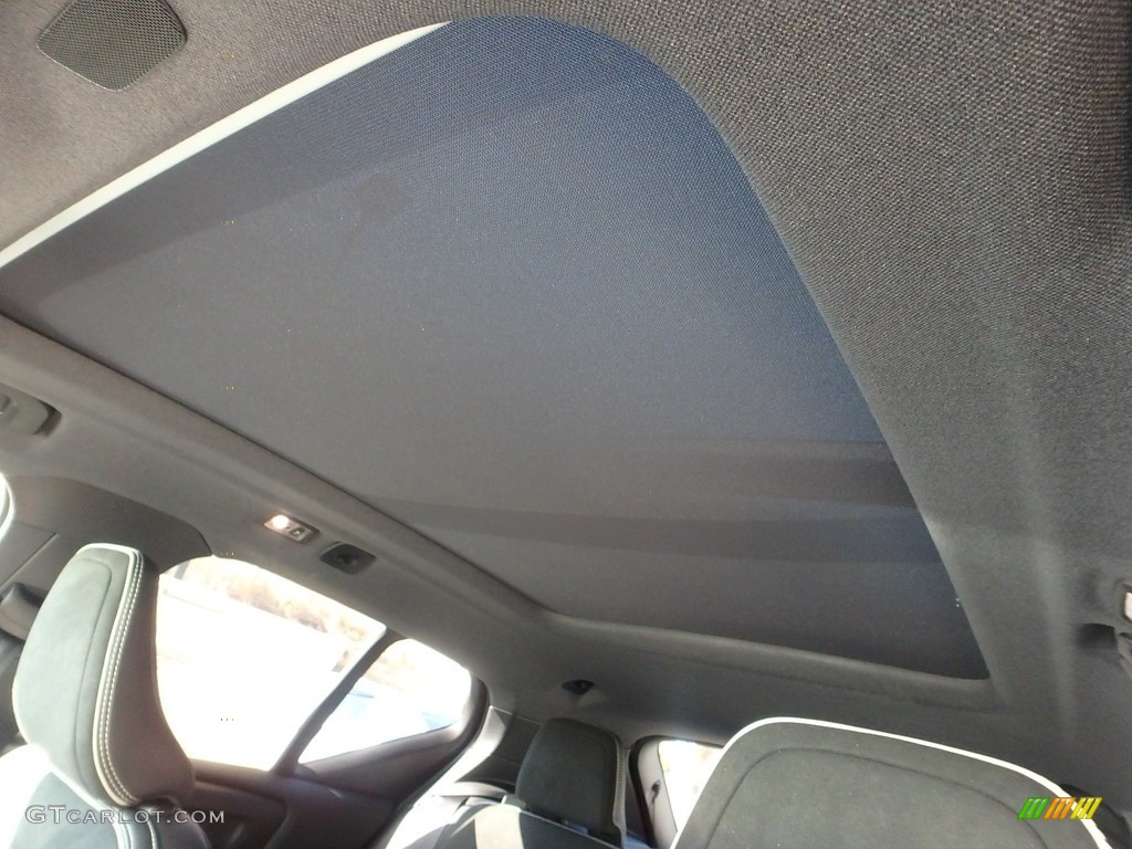 2019 XC40 T5 Momentum AWD - Crystal White Metallic / Charcoal photo #12