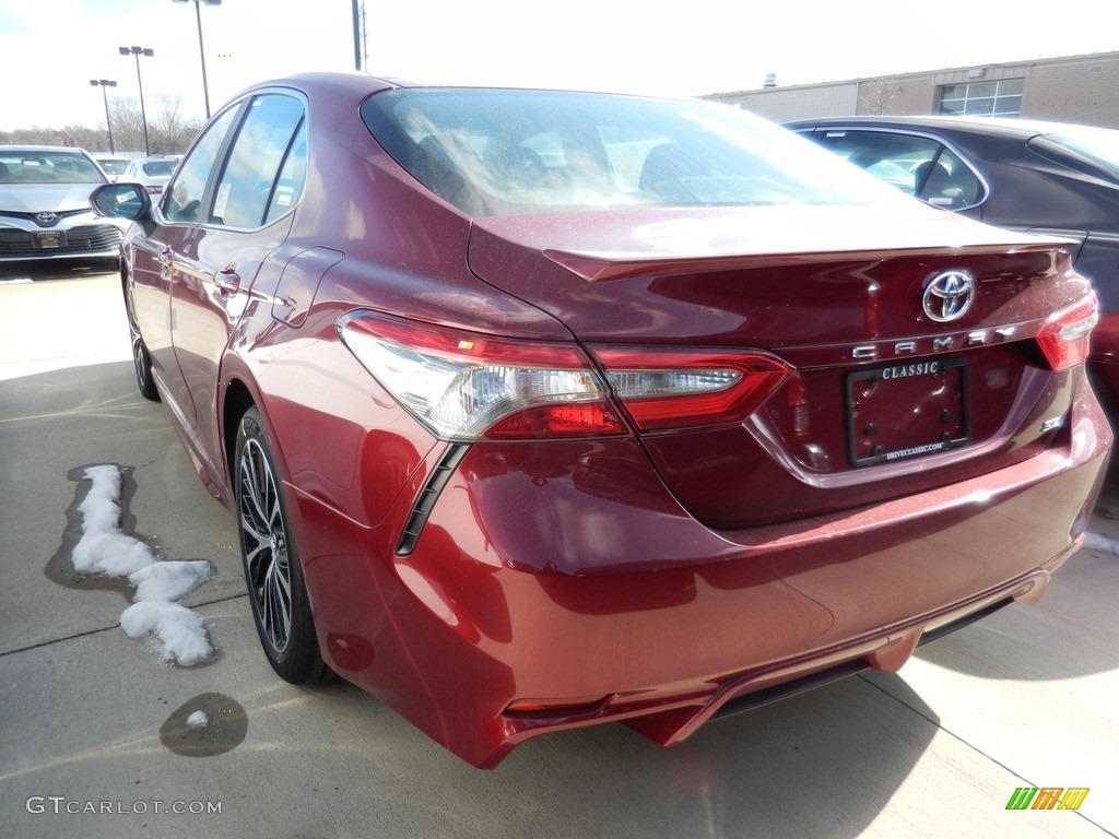 2018 Camry SE - Ruby Flare Pearl / Black photo #2