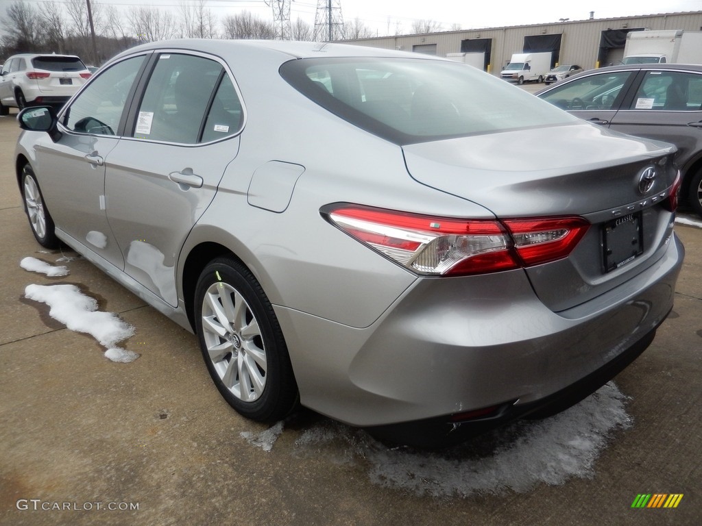 2018 Camry LE - Celestial Silver Metallic / Black photo #2