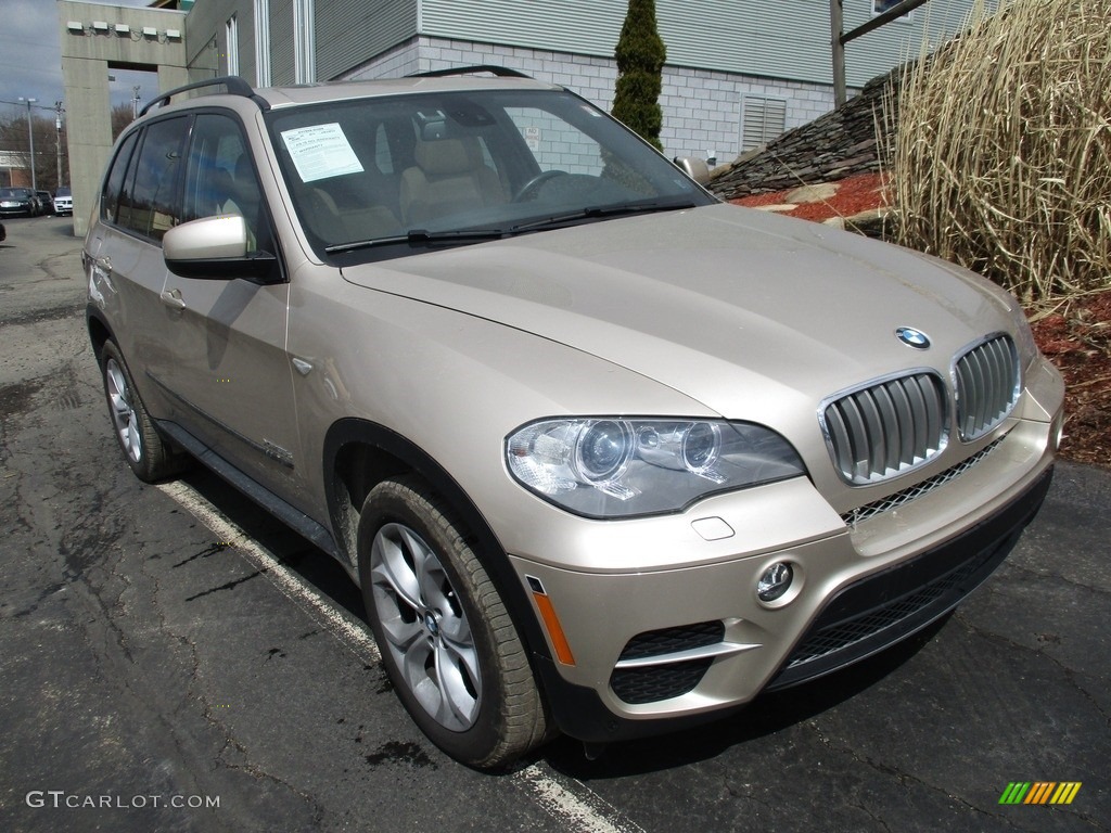 2013 X5 xDrive 35d - Orion Silver Metallic / Sand Beige photo #9