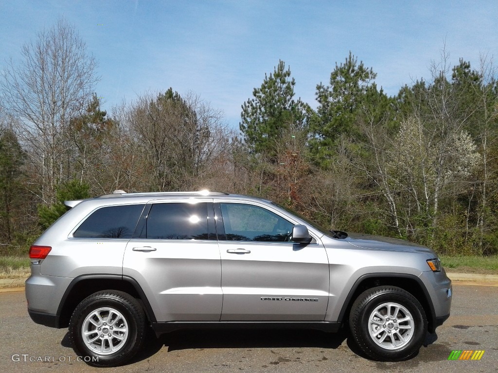 2018 Grand Cherokee Laredo 4x4 - Billet Silver Metallic / Black photo #5