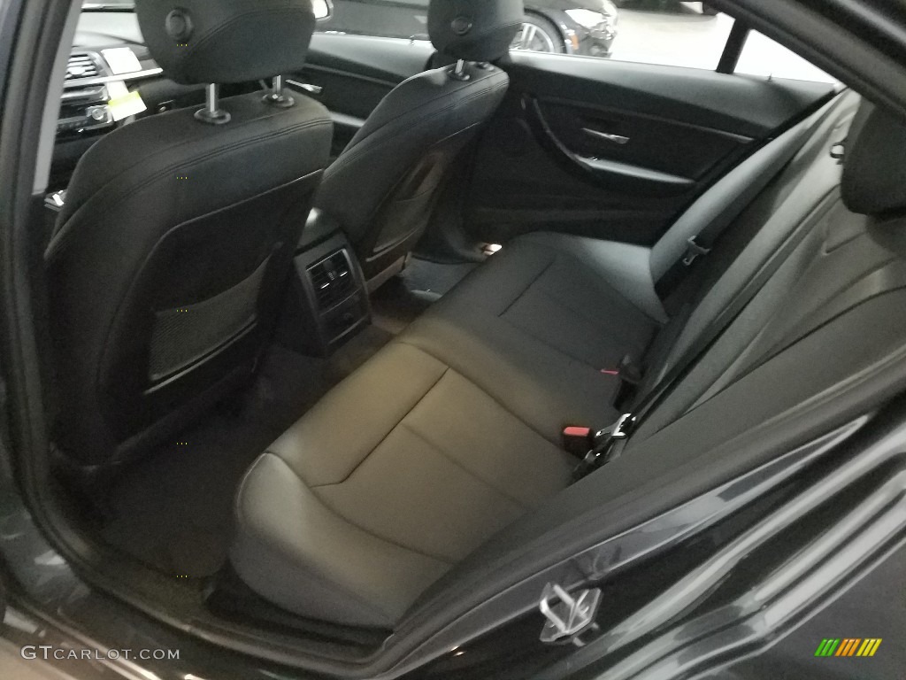 2018 3 Series 320i xDrive Sedan - Mineral Grey Metallic / Black photo #16