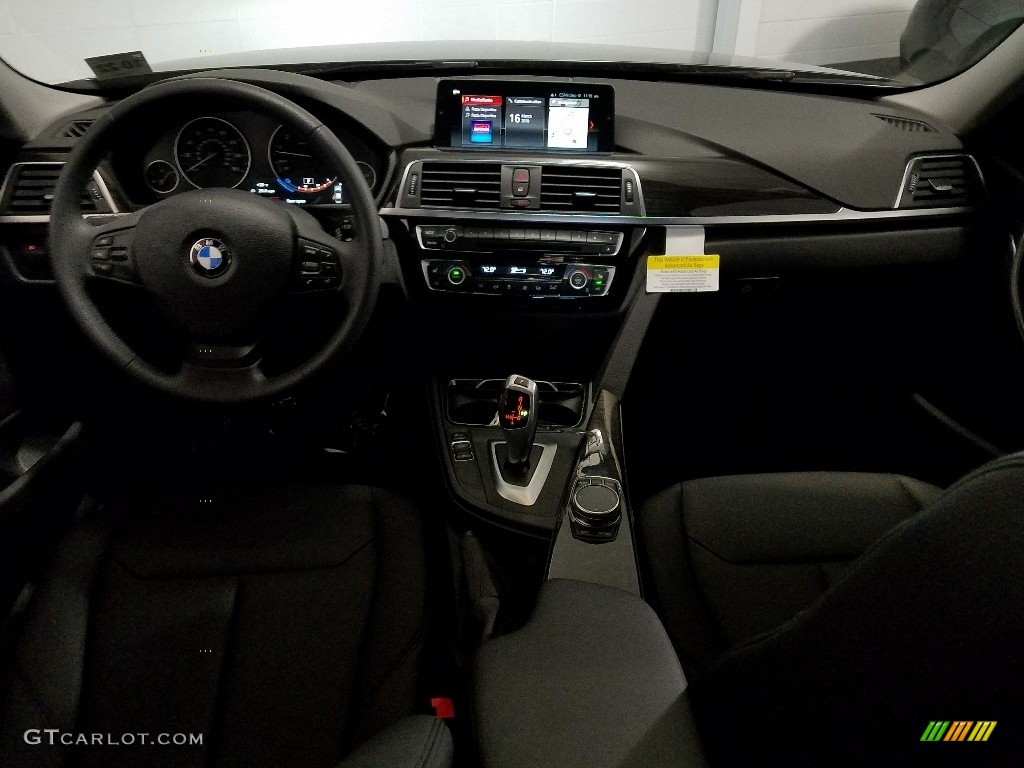 2018 3 Series 320i xDrive Sedan - Jet Black / Black photo #22