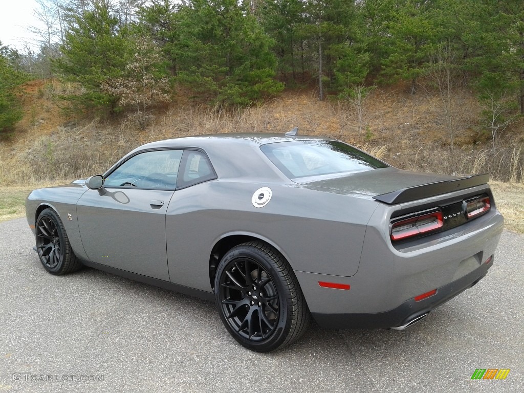 2018 Challenger R/T Scat Pack - Destroyer Gray / Black/Ruby Red photo #8
