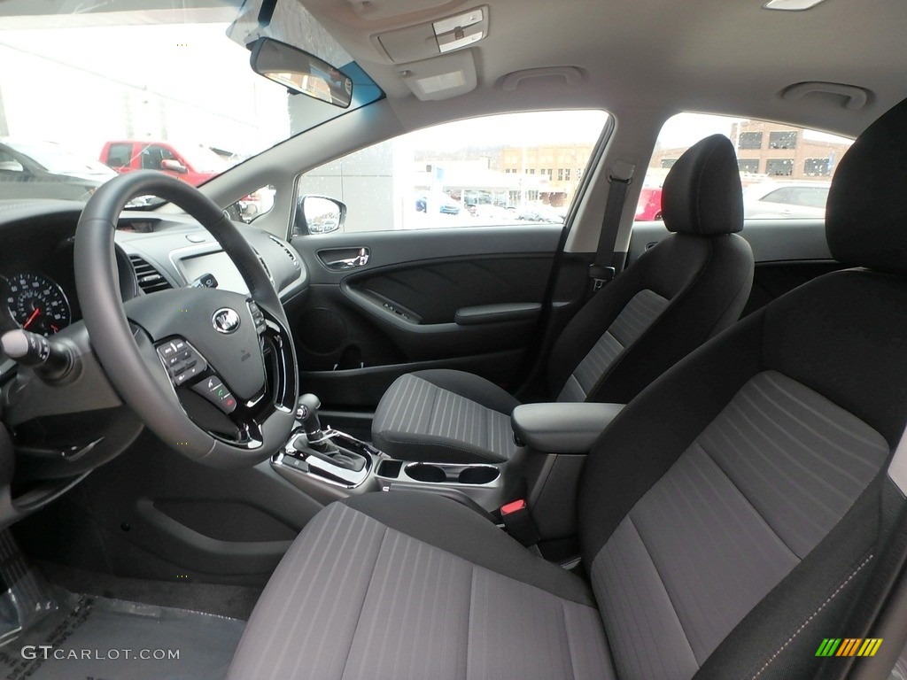 2018 Kia Forte S Front Seat Photo #126069035