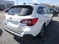 Crystal White Pearl - Outback 3.6R Touring Photo No. 4