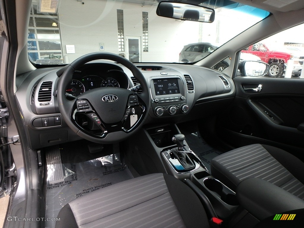 2018 Kia Forte S Interior Color Photos